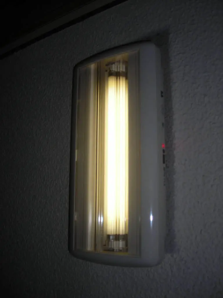 How to Wire Emergency Lighting